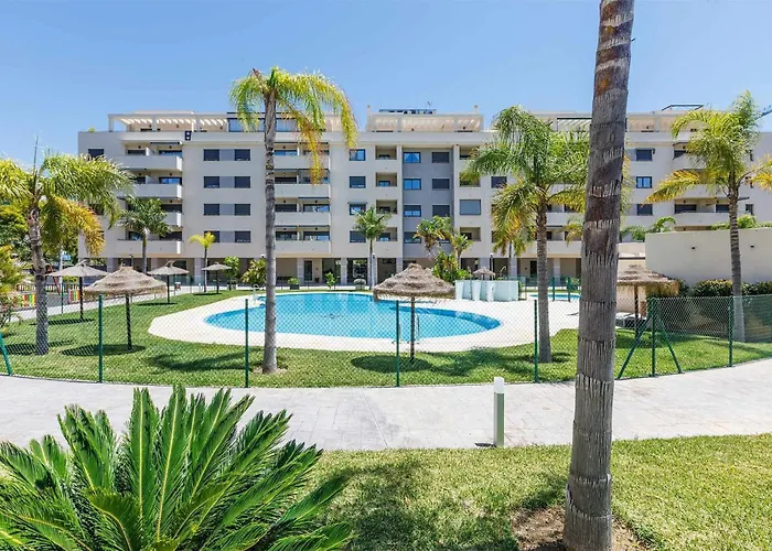 Piscina Abierta - Open Pool Playa Marinsa Beach Torre Del Mar