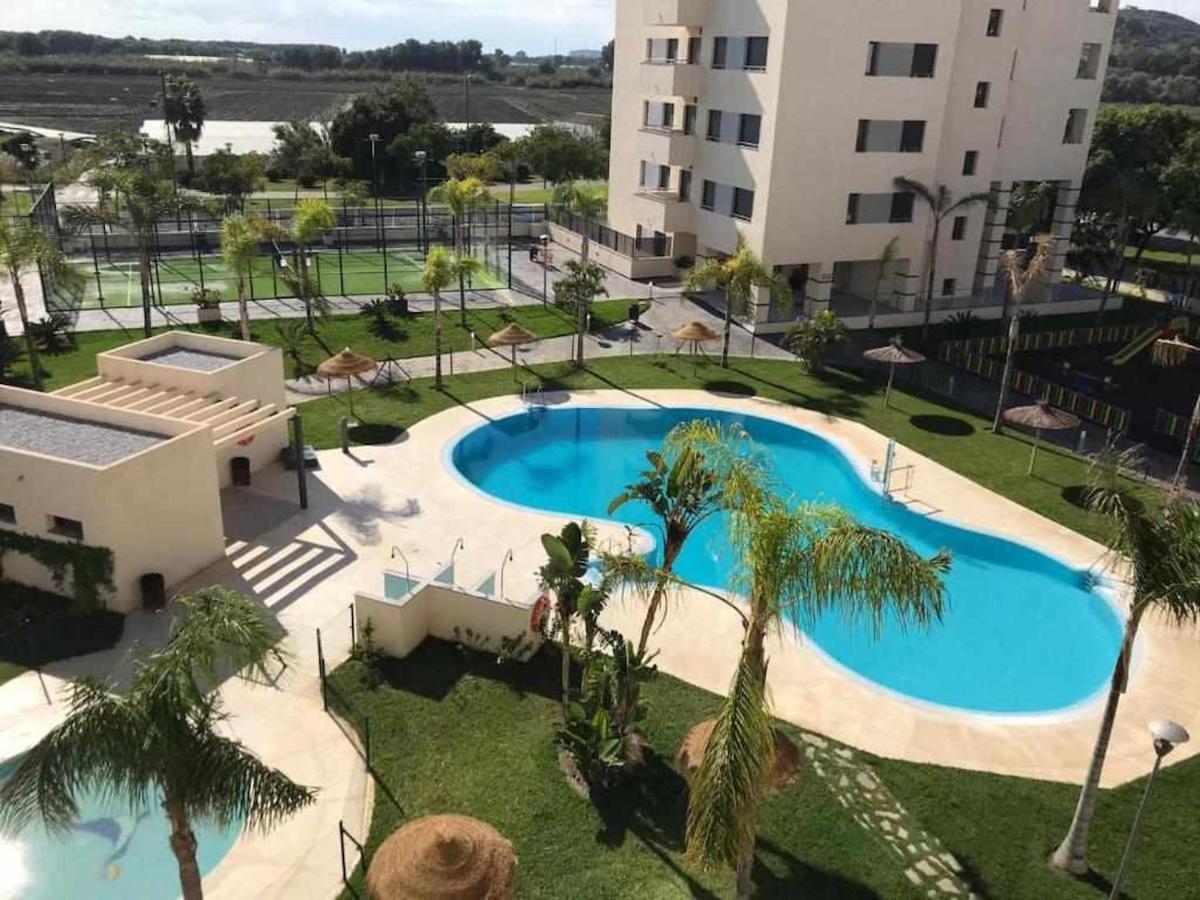 Piscina Abierta - Open Pool Playa Marinsa Torre Del Mar