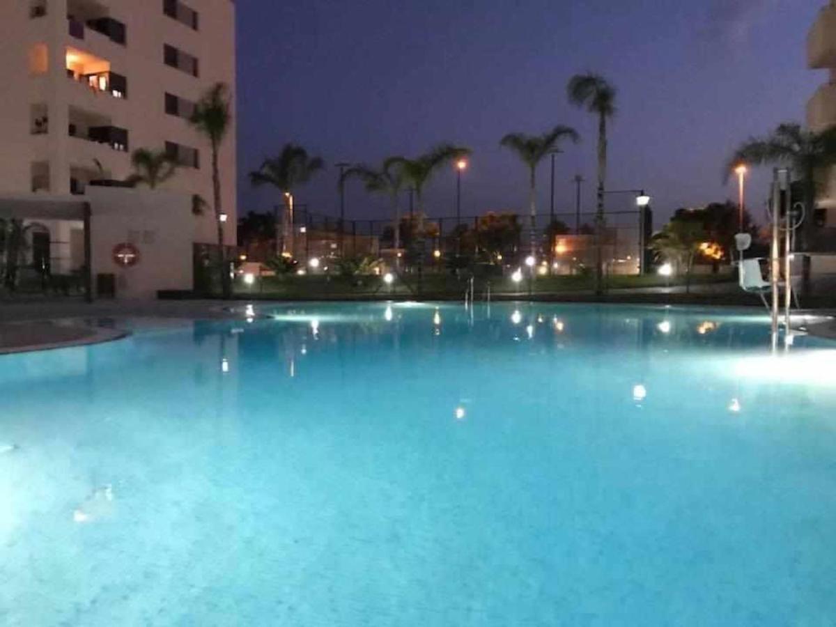 Piscina Abierta - Open Pool Playa Marinsa Apartment